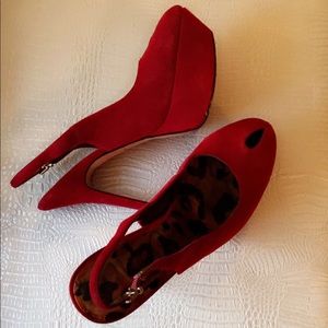 Comfortable party heels